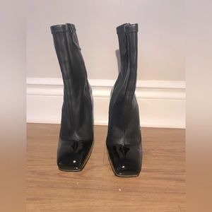 Alexander McQueen leather booties for sale, size 35